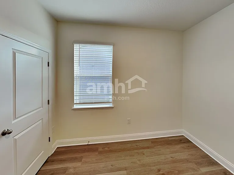 3735 Center Cove Ln — Photo 22