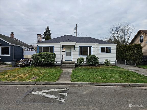 2nd image of 227 J Street SE