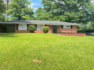 1201 N 8th Ave, Lanett, AL 36863