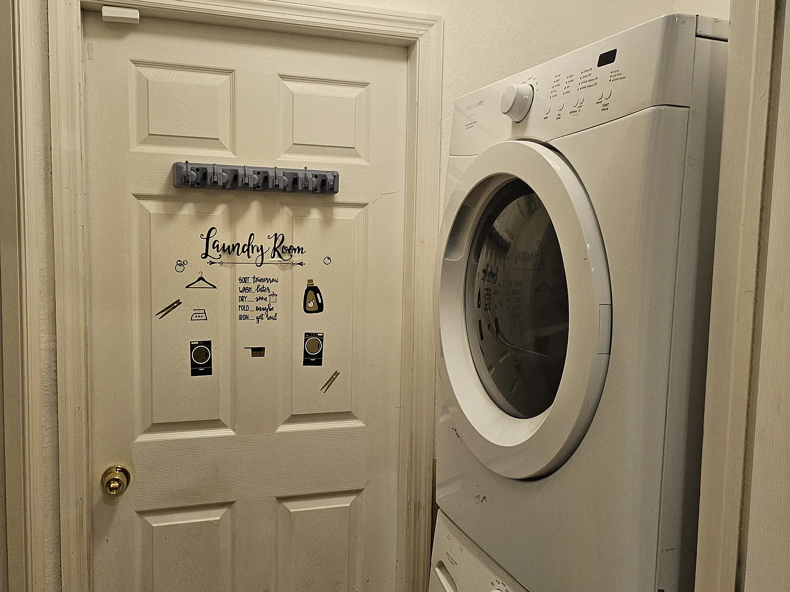 3 bed, 1208 sqft, $1,700 — Photo 4