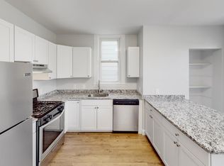 114 Falcon St APT 1, Boston, MA 02128