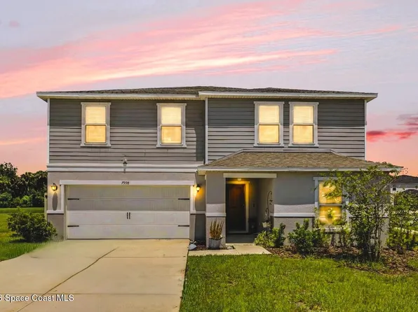 7998 Cortese Dr, Titusville, FL 32780