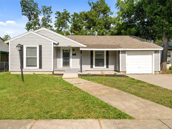 942 Clarice St, Grand Prairie, TX 75051