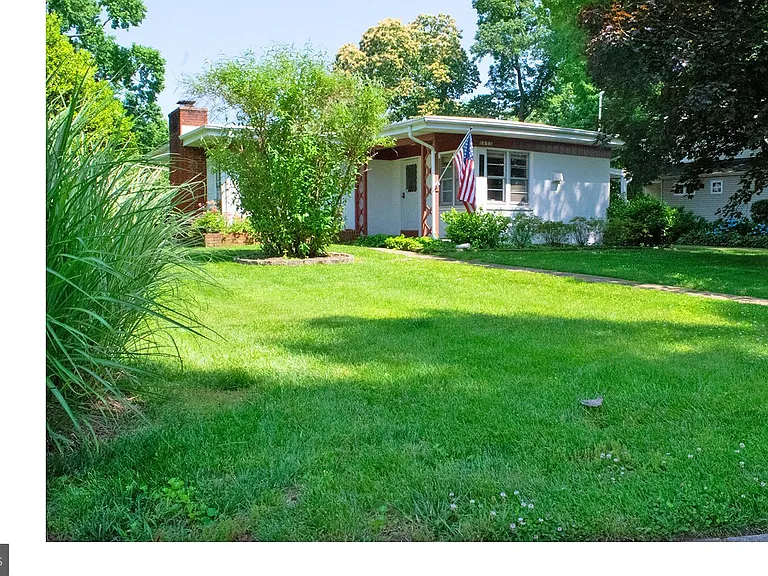 6415 Potomac Ave — Photo 1