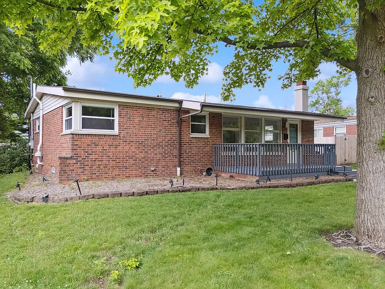 3205 Braddock St — Photo 34