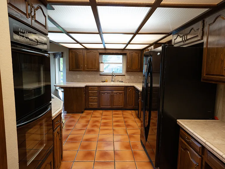 2221 W Memphis Pl — Photo 3