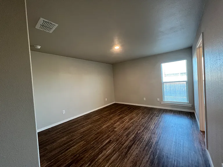 3507 Tiffin Ave — Photo 19