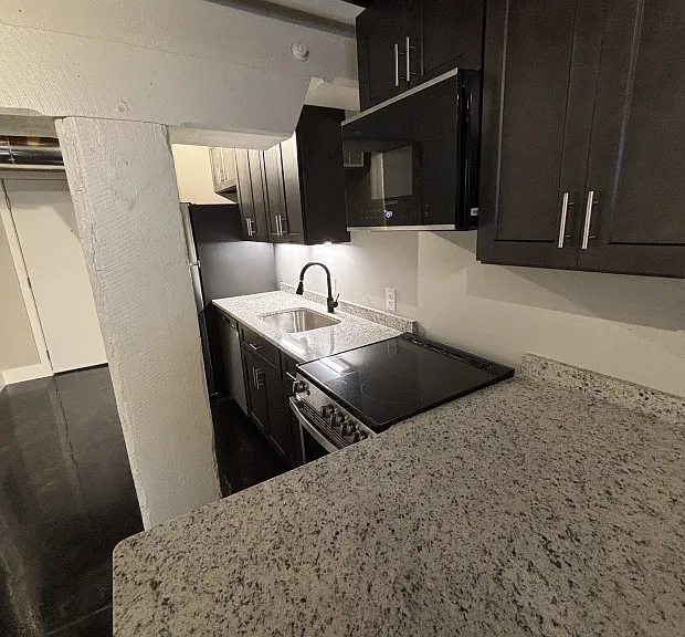 Prince Street Lofts — Photo 55
