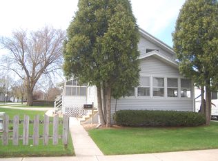851 Bond St, Green Bay, WI 54303