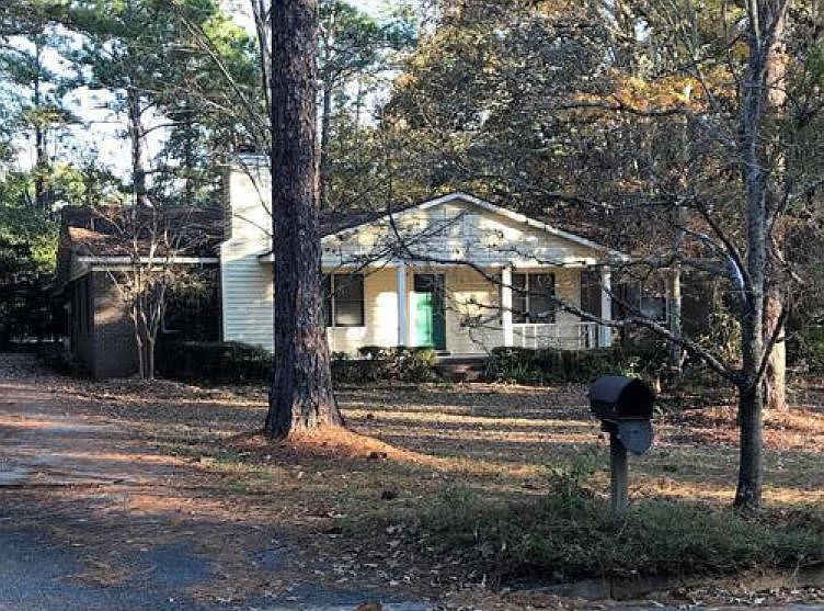 2nd image of 102 Pine Lake Dr