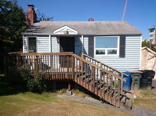 4709 37th Ave SW, Seattle, WA 98126