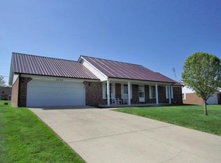 1203 Maple Hill Dr, Somerset, KY 42503