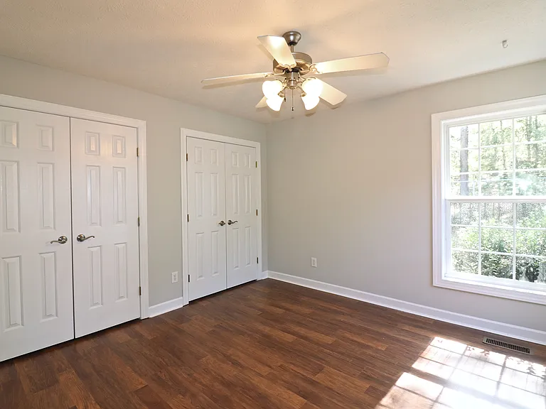 195 Russet Ct — Photo 34