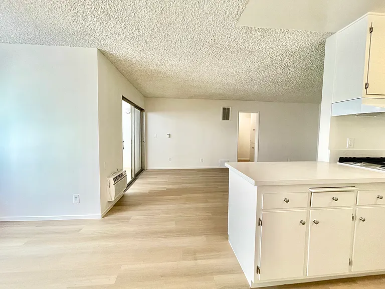1312 N Curson Ave #2 — Photo 9