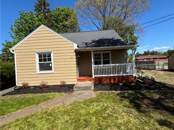 206 Marilyn Ave, North Syracuse, NY 13212