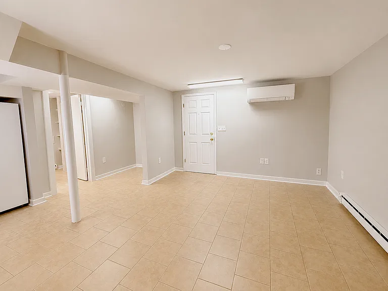 1407 Grace St #B — Photo 4