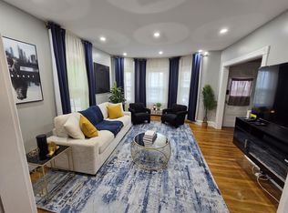 17 Elizabeth St UNIT 1, Attleboro, MA 02703