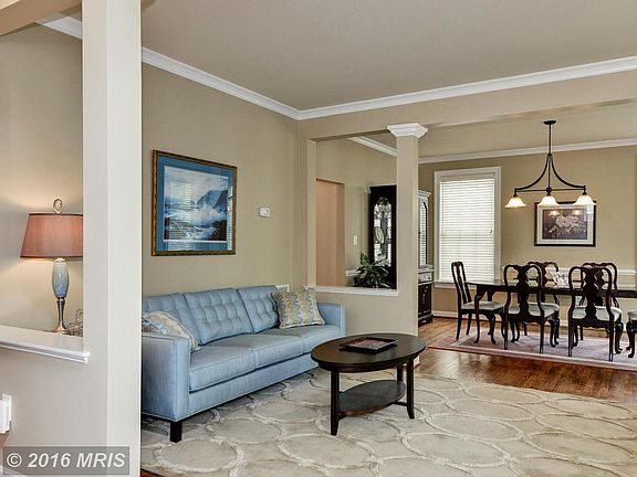 4th image of 511 Bonnibelle Pl