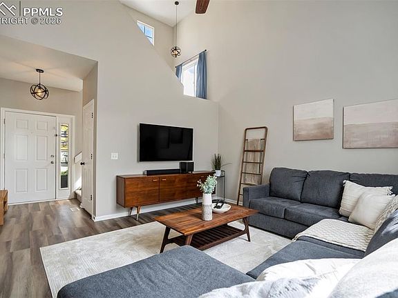 3rd image of 2354 Woodpark Dr