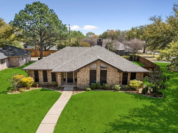 310 Greentree Dr, Coppell, TX 75019