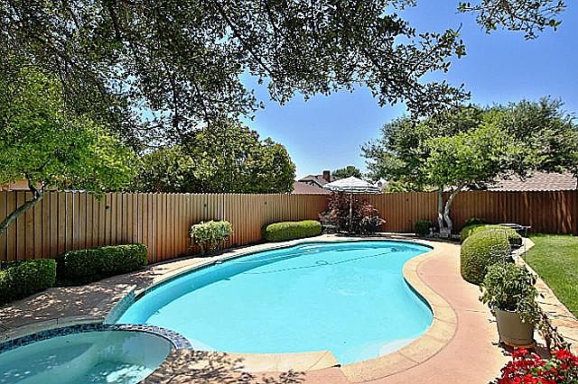 1st image of 603 Stonebridge Dr