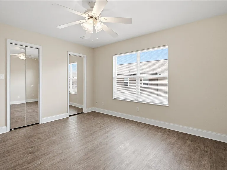 2430 Hallerins Ct — Photo 8