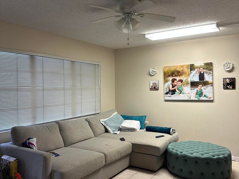 1st image of 1090 Cornwall E