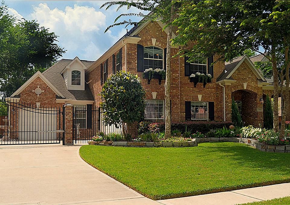 1st image of 21111 Redcrest Manor Dr