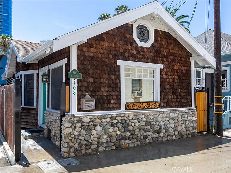 708 E Alta Way — Photo 55