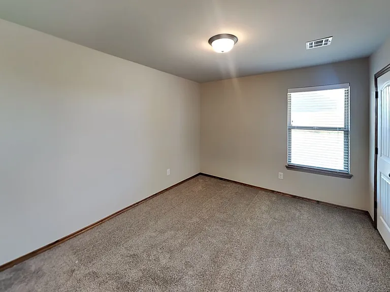 9001 NW 143rd St — Photo 14