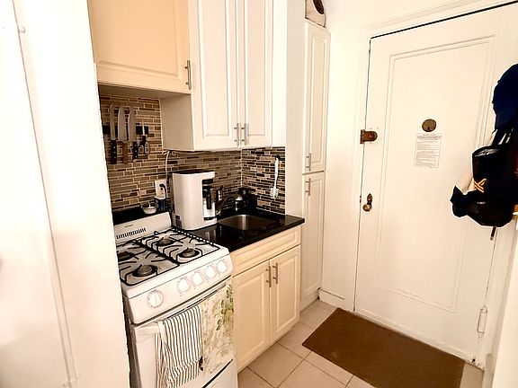 3rd image of 51 7th Ave S APT 2G