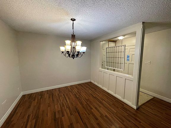 3rd image of 2272 Shadowdale Dr #319