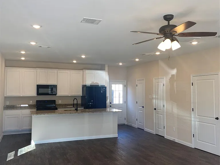 23445 McSpadon Rd — Photo 2