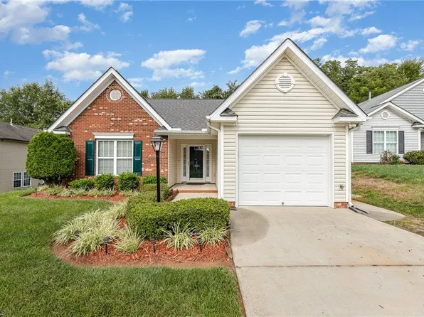 1822 Pope Hill Ct, Kernersville, NC 27284