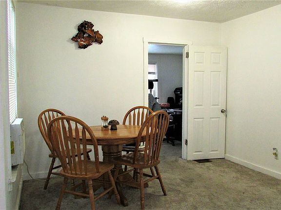 5th image of 13114 Putnam St