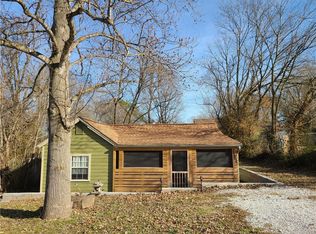 1102 N Davis St, Pea Ridge, AR 72751