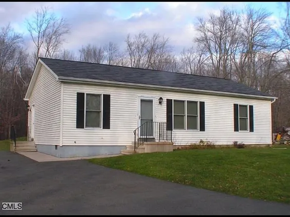 15 Erin Dr, New Fairfield, CT 06812