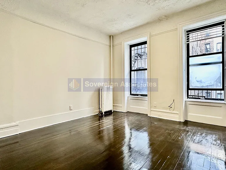 209 W 108th St #5 — Photo 1