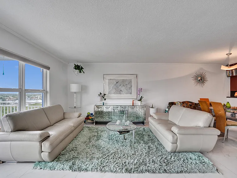 3000 E Sunrise Blvd #14F — Photo 24