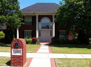 1511 Hunters Ridge Cir, Denton, TX 76205