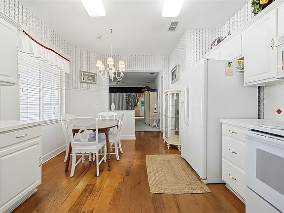 4th image of 13199 SE 92nd Court Rd