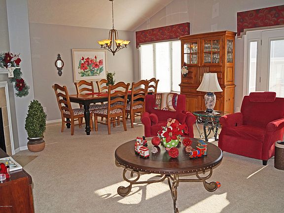 5th image of 438 White Pine Blvd