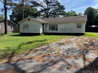 1015 S Harrison St, Dewitt, AR 72042