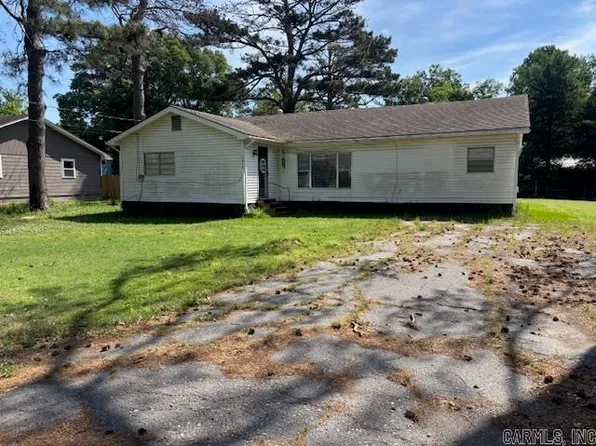 1015 S Harrison St, Dewitt, AR 72042