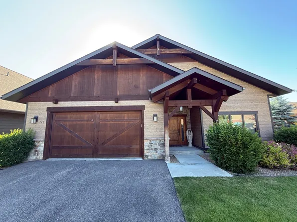 720 Clearwater Dr, Whitefish, MT 59937