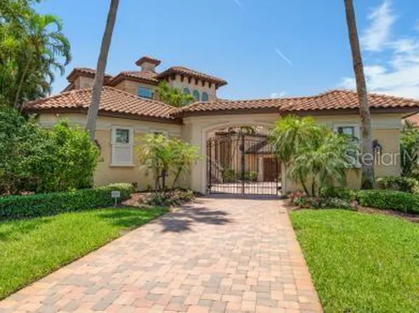 841 Ponce De Leon Dr, Tierra Verde, FL 33715
