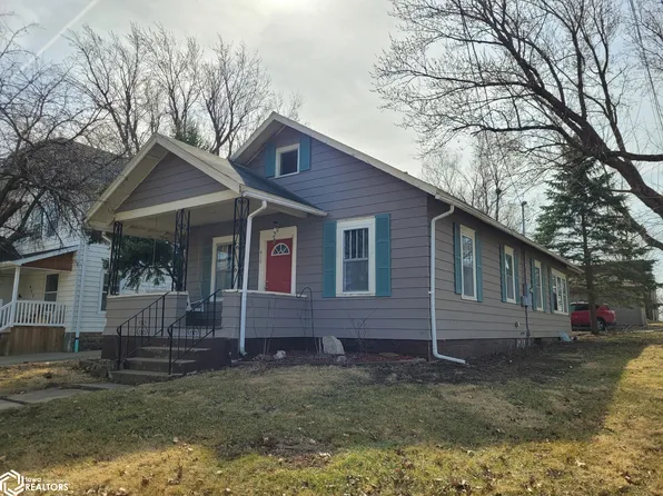 419 W Pleasant Valley St, Sigourney, IA 52591