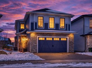 201 NE Spring Willow St SW, Calgary, AB T3H6C6
