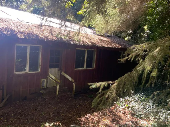 101 Salt Creek Rd, Klamath, CA 95548