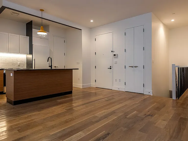 83 Winthrop St #1C — Photo 6